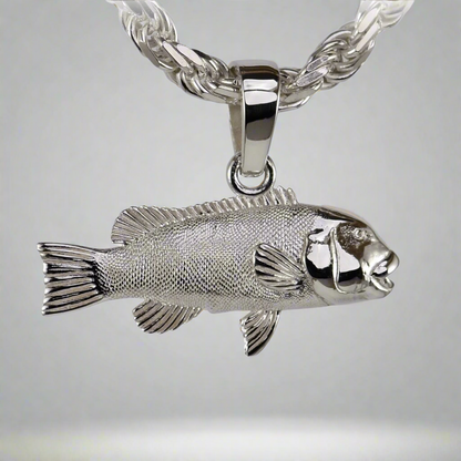 Tautog Pendant - Medium